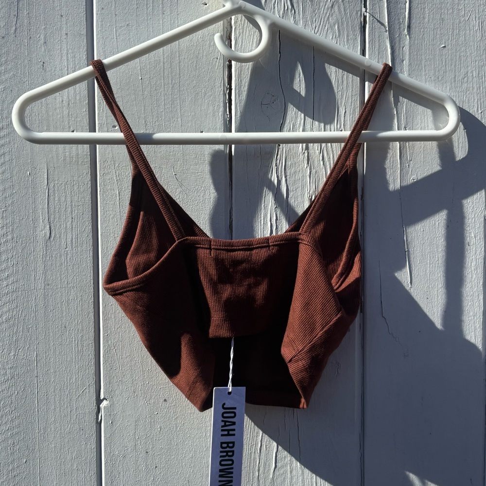 Joah Brown Ribbed V Neck Cropped Tank Small NWT - Picture 4 of 7